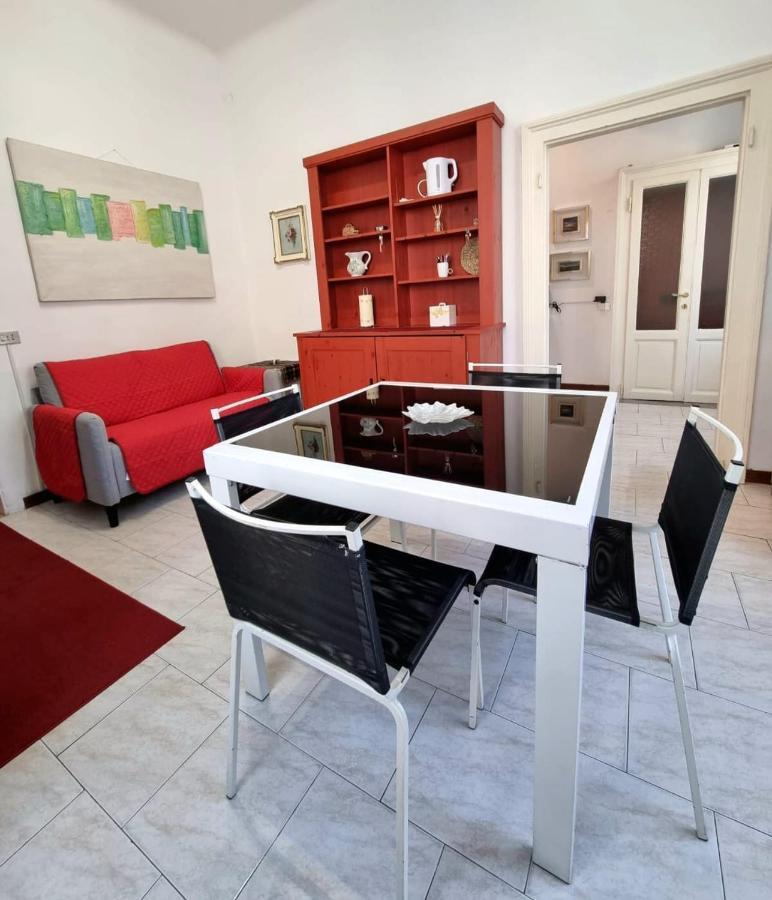 Relaxing Apartment In The Heart Of ميلان المظهر الخارجي الصورة